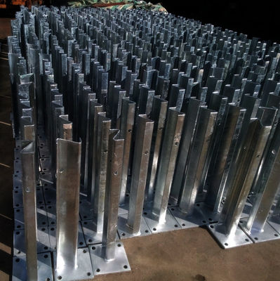 AASHTO M180 야외 보안용 핫-디프 진료 고속도로 경비장 플랜지 포스트