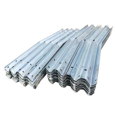 도로 안전 ISO9001 2000 인증과 함께 핫 디프 젤리화 경비 철도 구부러진 끝