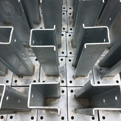 AASHTO M-180 표준 도로 안전 보호 경비판 플랜지 포스트