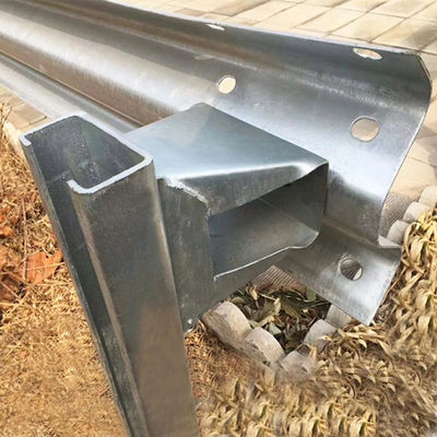 JT/T281/AASHTO M180 표준과 함께 도로 교통 안전 W 빔 고속도로 경비 철도