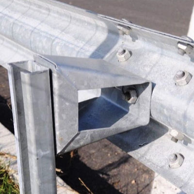 JT/T281/AASHTO M180 표준과 함께 도로 교통 안전 W 빔 고속도로 경비 철도