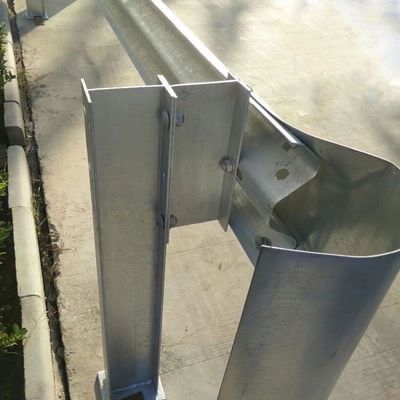AASHTO M-180 경비설비용으로 합금 및 가루로 코팅된 H 포스트 및 스페이저