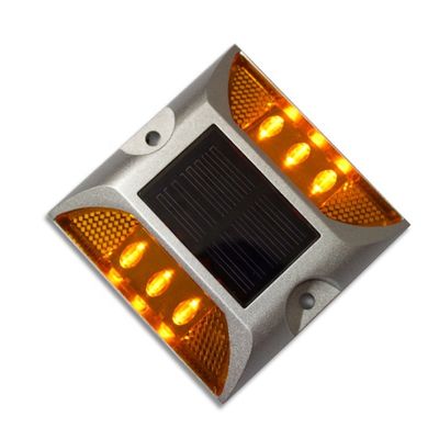 도로 표시 태양 플래싱 라이트 도로 안전 빨간색 파란색 노란색 흰색 녹색 LED 색상