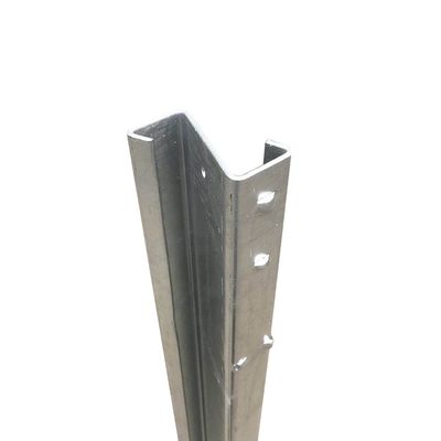 AASHTO M-180 표준의 Ezy-Guard 스마트 포스트로 고속도로 경비장 안전성을 극대화하십시오.