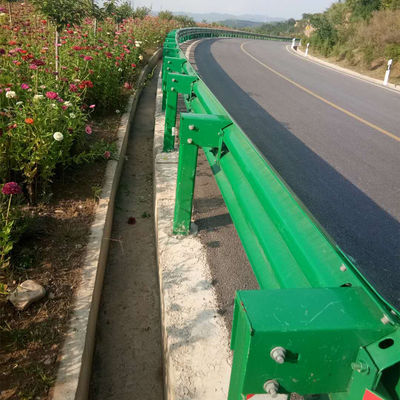 AASHTO-M180 도로 경비장 시스템용 가설 Q235 Q345 3 빔 교통 장벽