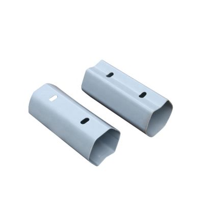 W-beam Galvanized Highway Guardrail 도로 안전 개선을위한 둥근 블록 간격