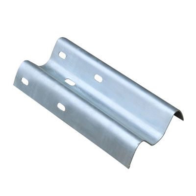 경쟁력 있는 AASHTO M-180 표준에 대한 고속도로 장벽 스테인리스 스틸 W 비어 경비