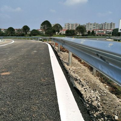AASHTO M180 핫 디프 된 진열 철강 도로 안전 장벽 교통 도로 경호
