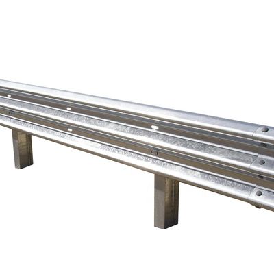 고속도로 경비 AASHTO M-180 표준 3D 용접 곡선 패널 울타리 교통 도로