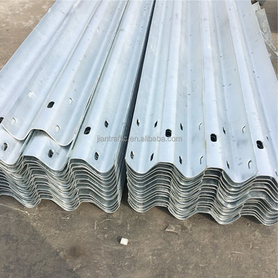 U Post And U Spacer 고속도로 경호 rail Angola에 대한 AASHTO M-180 표준에 따라