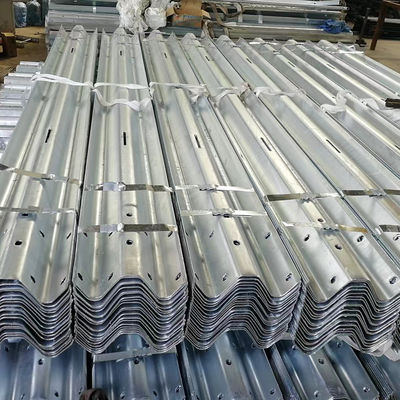표준 AASHTO M-180 진료 된 고속도로 경비 철도 교통 도로 충돌 장벽 빔
