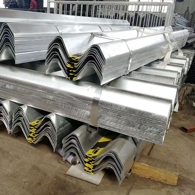 고온 진열 및 냉 laminated 기술 AASHTO M-180 표준 W 빔 고속도로 경호