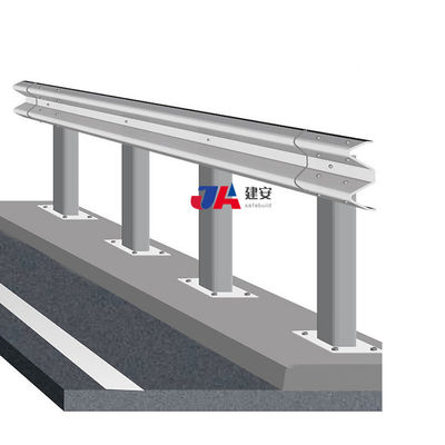 AASHTO M-180 표준 및 외부 보안과 함께 세 파도의 철강 고속도로 경호